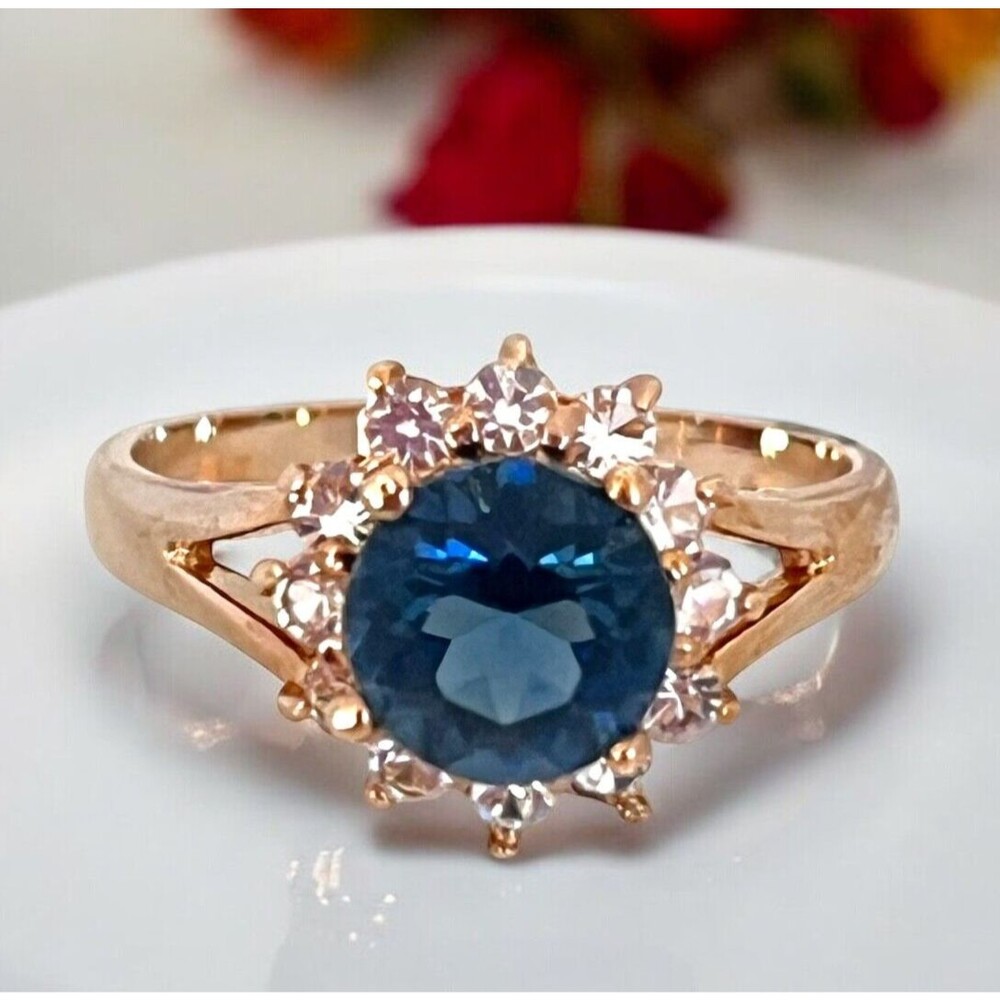 Vintage 1970s Blue Austrian Crystal Halo Ring Size 8 14K Gold Plate - 6A
